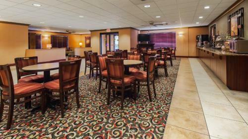 Hotel Best Western Plus Cascade Inn & Suites