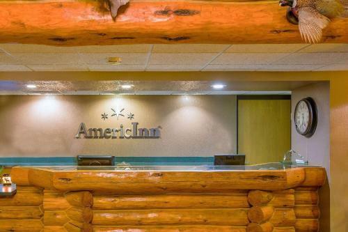 Posada Americinn By Wyndham Chamberlain Conference Center