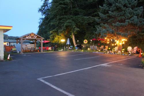 Shiny Motel