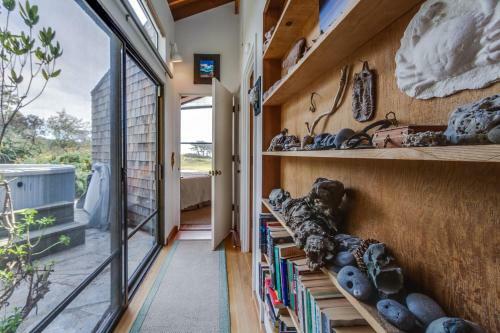 Captain's Cabin