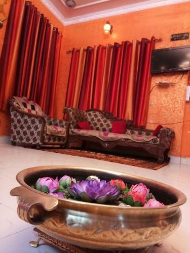 Hotel Haveli Taragarh Palace
