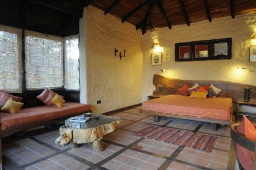Hotel Kanha Earth Lodge
