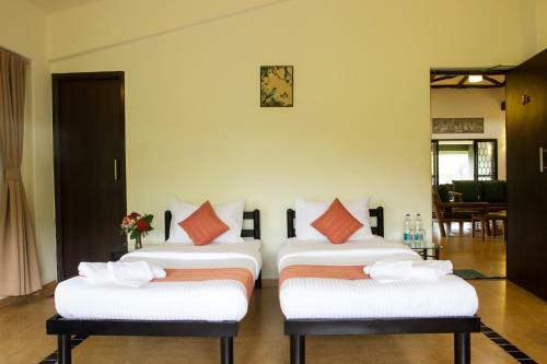 Hotel Golden Fields Resort
