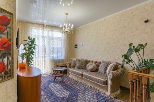 Hostal Chetyre Sezona Na Korolenko 8 A