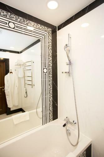 Baikal Business Center Hotel