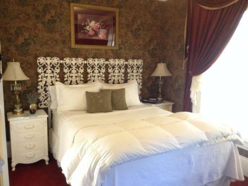 Posada The Whitmore Inn