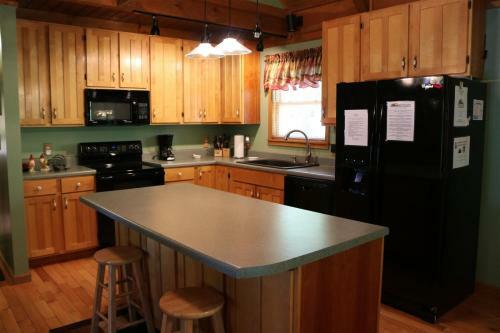 Ma Cook Lodge - Sharps Chapel