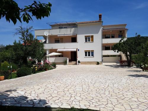 Apartment Supetarska Draga 2