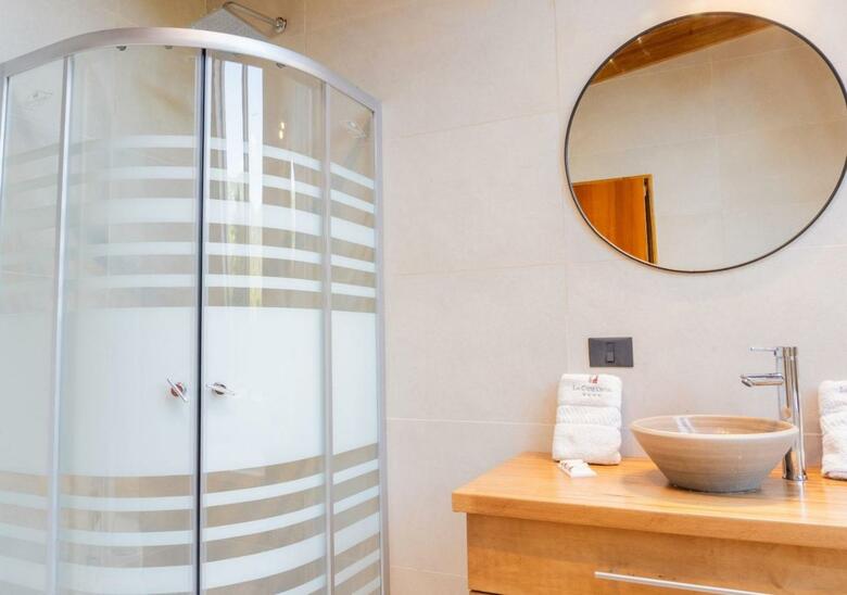 Hotel La Comarca Suites De Monta�a & Spa