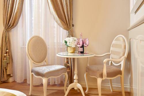 Piazza Heritage Hotel