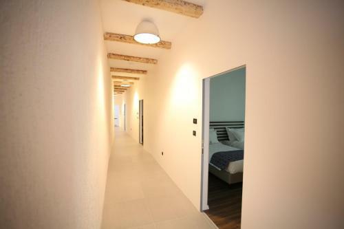 Hostal Azur Palace Luxury Rooms