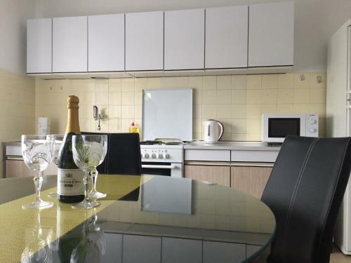 Apartment Stipe