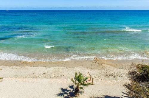 Punta Prima Apartment Sleeps 4 Pool Wifi