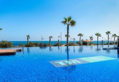 Punta Prima Apartment Sleeps 4 Pool Air Con Wifi