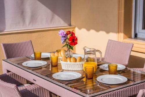 Ifac Villa Sleeps 8 Pool Air Con Wifi