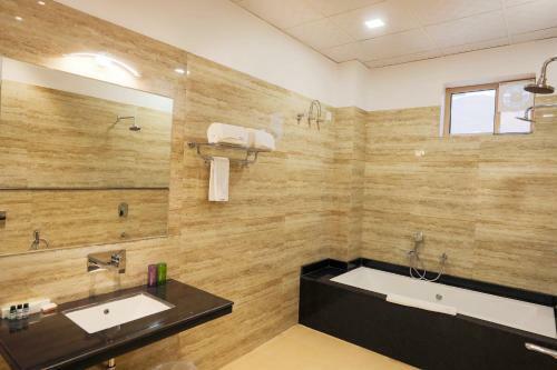 Hotel Golden Heritance