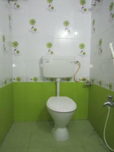 Lodge Ushasree Residency