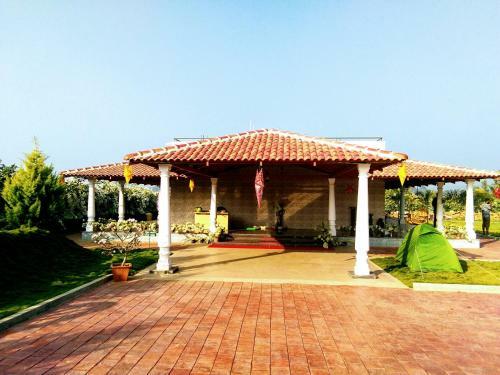 Bougainvillea Homestay