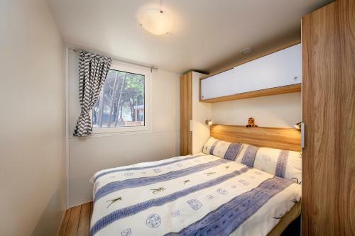 Albatross Mobile Homes On Camping Mare E Pineta