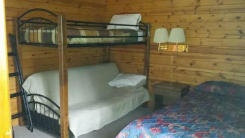 Hotel Elk Creek Resort