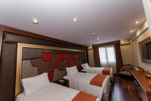 Yawar Inka Hotel