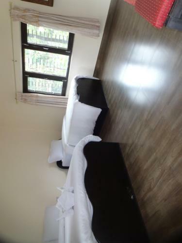 Bed & Breakfast Hotel Trekkers Lodge