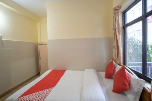 Oyo 133 Hotel Center Inn Lake