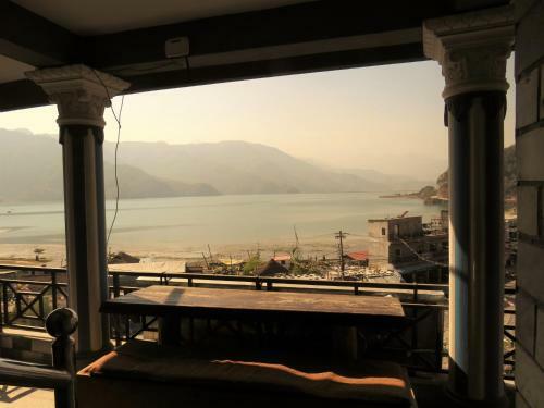 Hostal Lake Vision Guesthouse