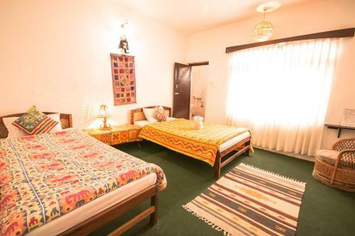 Hostal Peace Eye Guest House