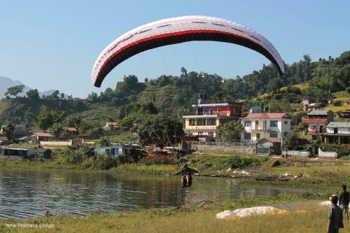 Hotel New Pokhara Lodge