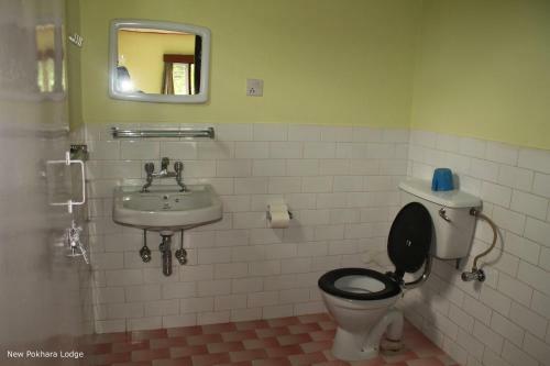 Hotel New Pokhara Lodge