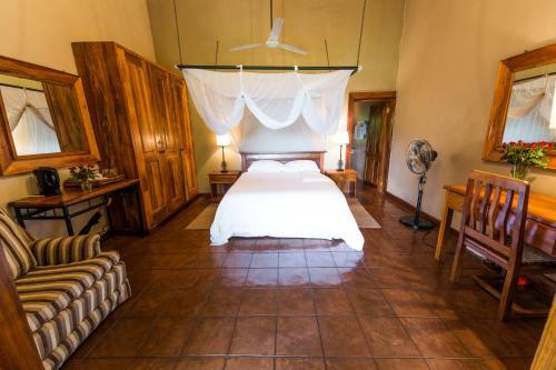 Bed & Breakfast Kumbali Country Lodge