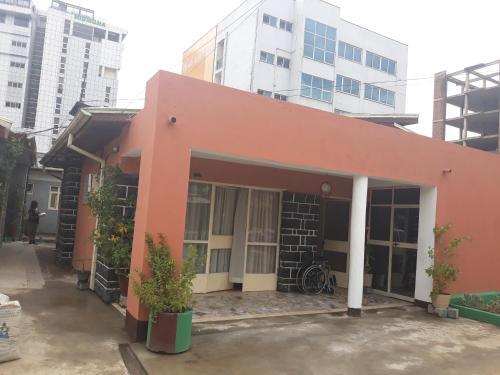 Hotel Lucy Guest House (b&b)