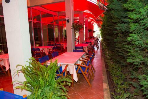 Ivana Palace Hotel