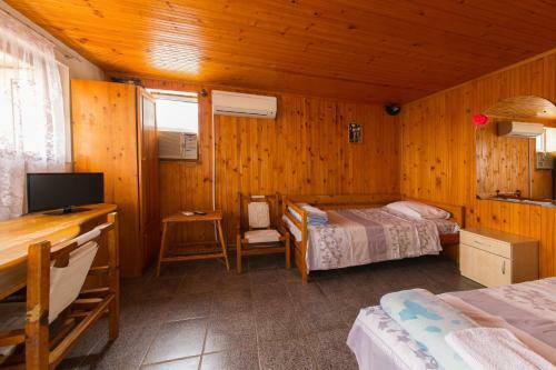 Hostal The Colony