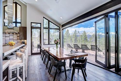 Vickery's Vantage Home