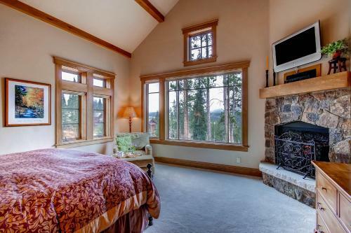 Grace Manor