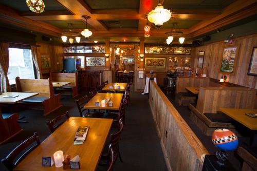 Mcmenamins Gearhart Hotel