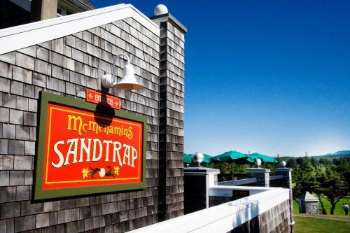 Mcmenamins Gearhart Hotel