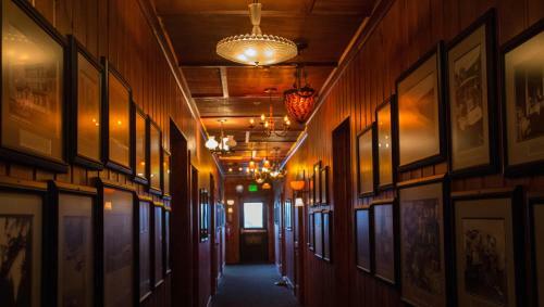 Mcmenamins Gearhart Hotel