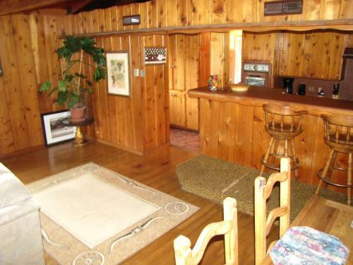 Posada Kern Riverfront Lodge