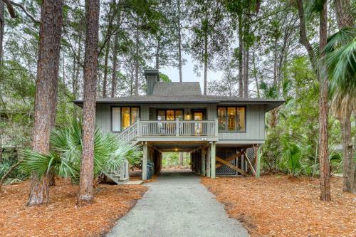 Inlet Cove 33