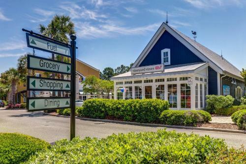 Inlet Cove 33