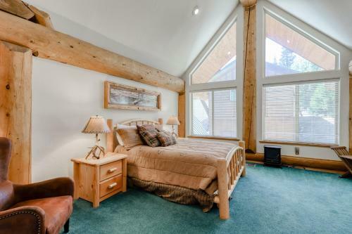 Regatta Chalet