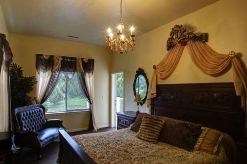 Bed & Breakfast Lions Gate Manor
