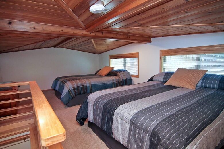 Apartamento #39 & #40 Hyatt Lake Compound - Sleeps 12