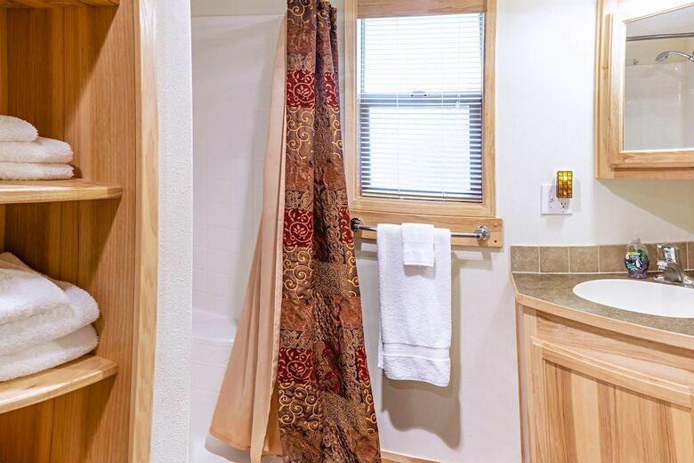Apartamento #39 & #40 Hyatt Lake Compound - Sleeps 12
