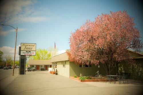 Motel Briarwood Inns