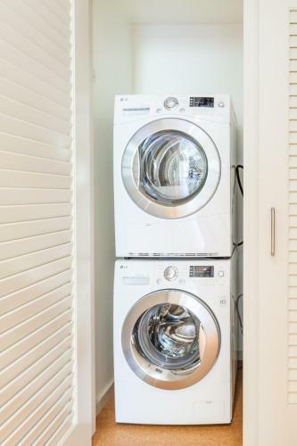 Heaven On Washington Fully Furnished Apartments