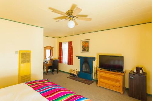 Motel El Pueblo Lodge